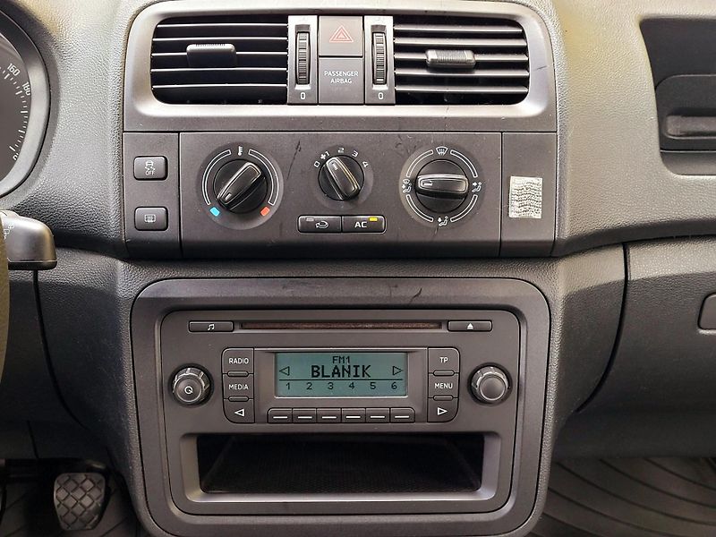 Škoda Roomster TSi *SERV.KNÍŽKA* KLIMATIZACE - fotka 34 z 40