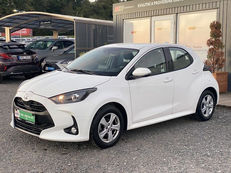 Toyota Yaris 1.5i, ČR, Comfort, záruka - fotka 4 z 16