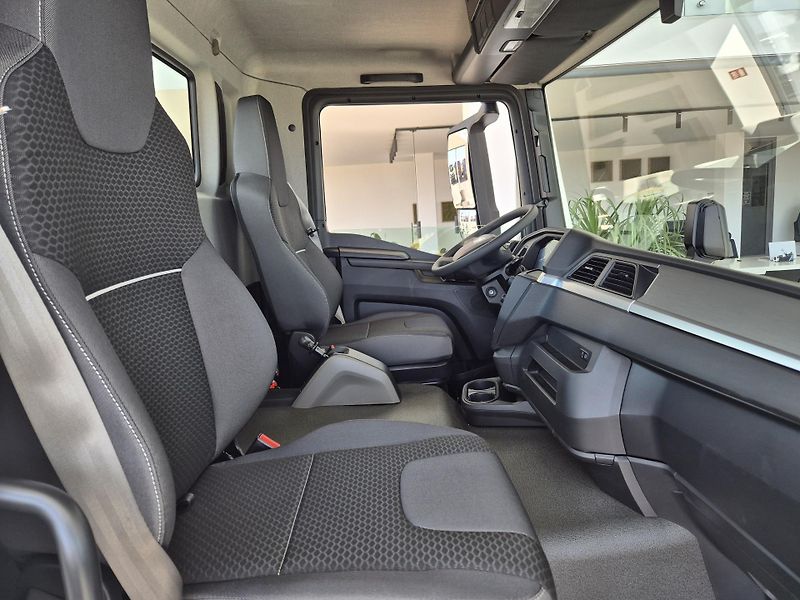 MAN TGL 12.190 + NOSIČ KONTEJNERU 8T  - fotka 12 z 22