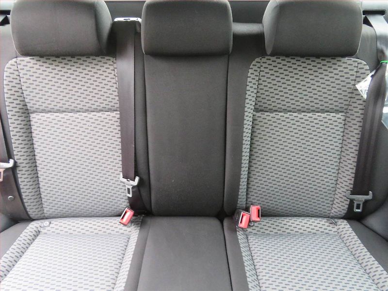 Škoda Fabia (2012) 1.2 TSI, Serv.kniha - fotka 10 z 15