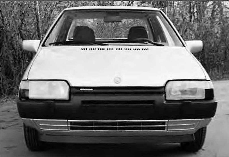 Škoda Felicia mohla být sedan.