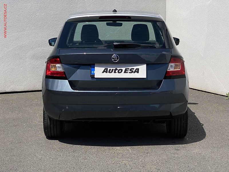 Škoda Fabia (2014) 1.2 TSi, AC, tempo - fotka 5 z 17