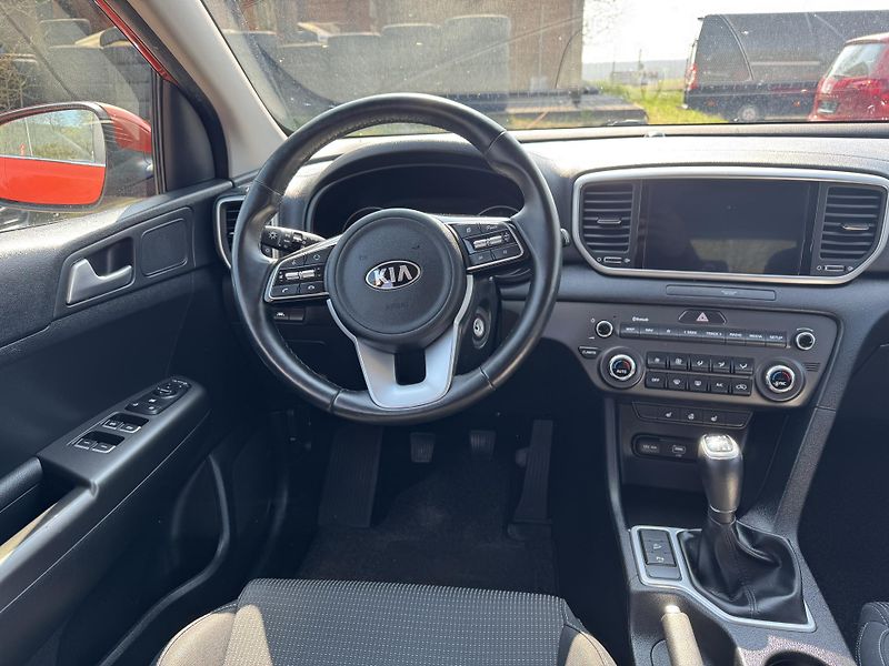 Kia Sportage 1.6 CRDI 100KW - fotka 10 z 17