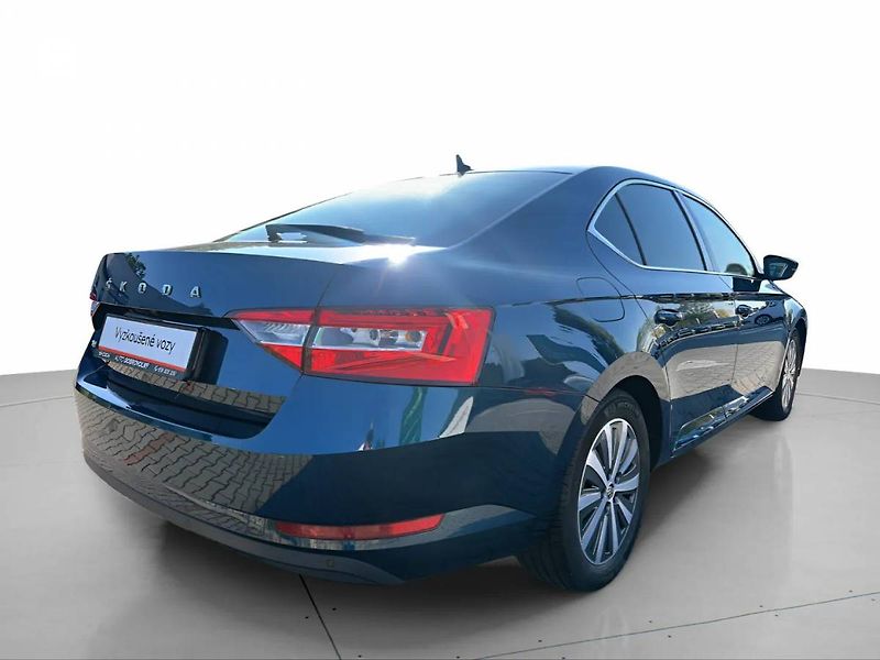 Škoda Superb Style 2,0TDI 110kW DSG/P6466 - fotka 2 z 28