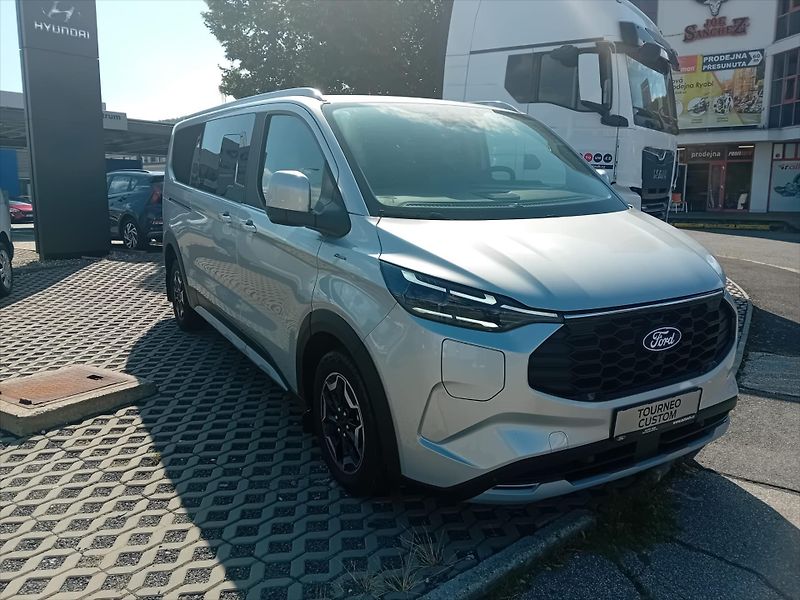 Ford Tourneo Custom (2026) 2,5 PHEV 171kW/232k  Active L2 - fotka 8 z 13