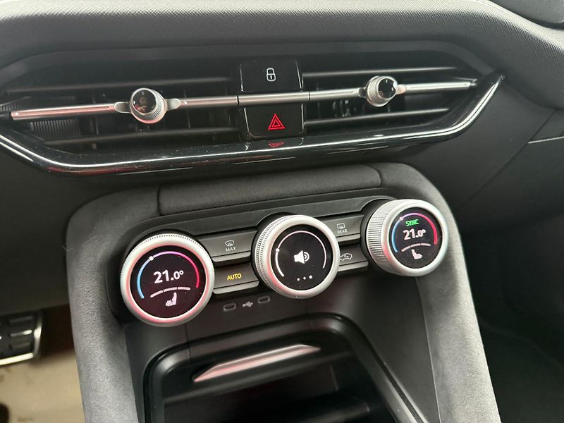 Škoda Kodiaq Sportline 2.0 TDI 142kw DSG 4x - fotka 18 z 27