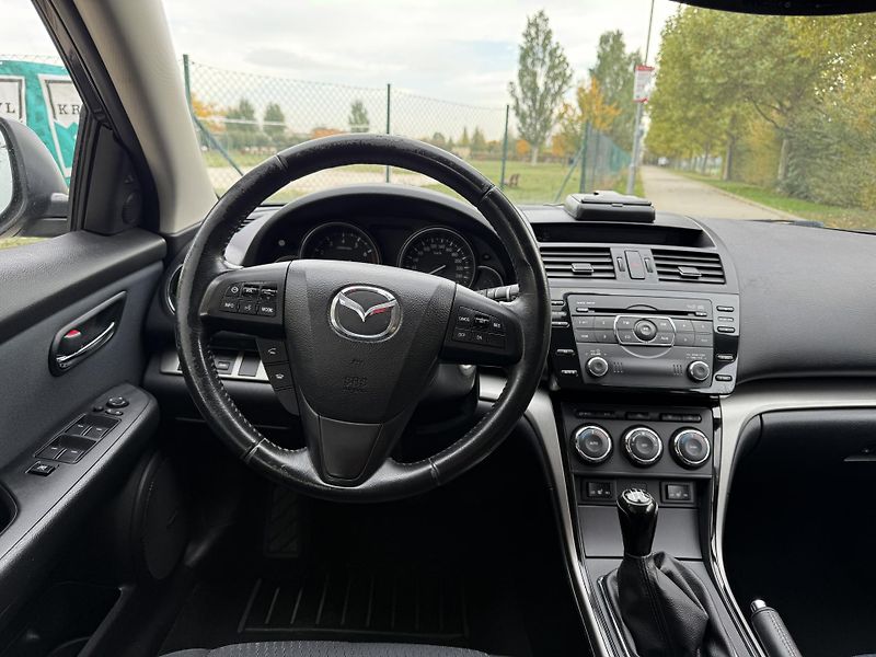 Mazda 6 1.8 Active - fotka 24 z 33