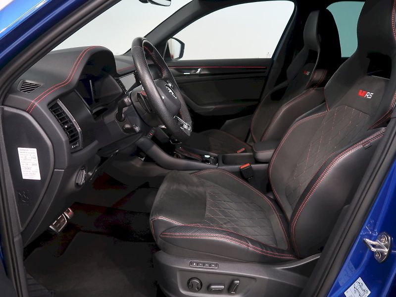 Škoda Kodiaq (2022) RS 2.0TSI 180KW 4x4 DSG TAŽNÉ - fotka 13 z 46