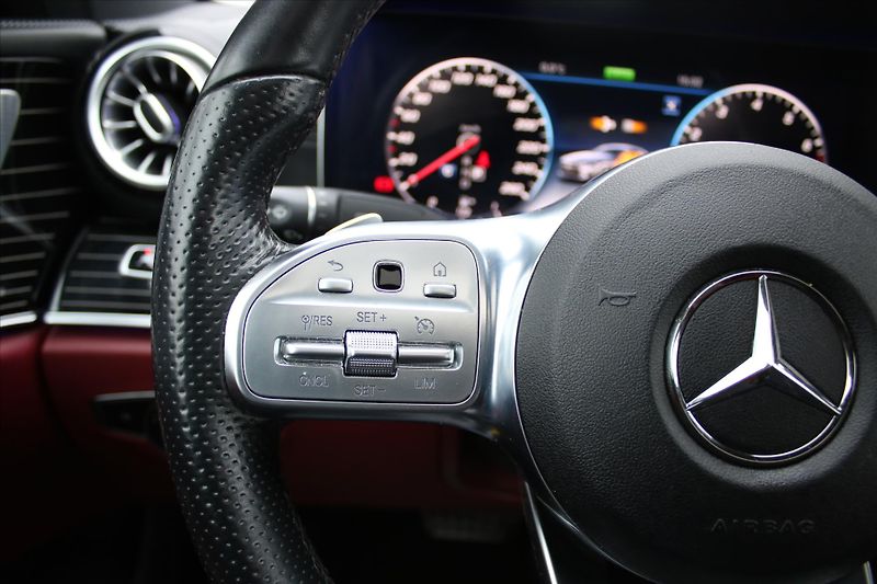 Mercedes-Benz CLS 450 4MATIC AMG DPH ČR - fotka 16 z 29