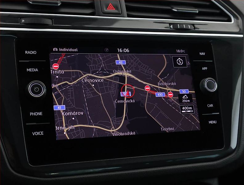 Volkswagen Tiguan (2019) R-Line 2.0 TDI - fotka 13 z 18