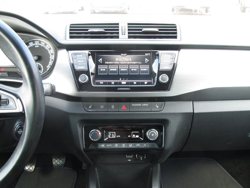 Škoda Fabia 1.0 TSI - fotka 15 z 18