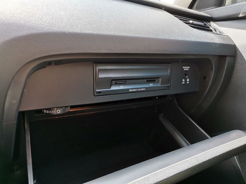 Škoda Octavia (2020) 2.0TDi 110kw DSG LED PDC NAVI - fotka 25 z 33