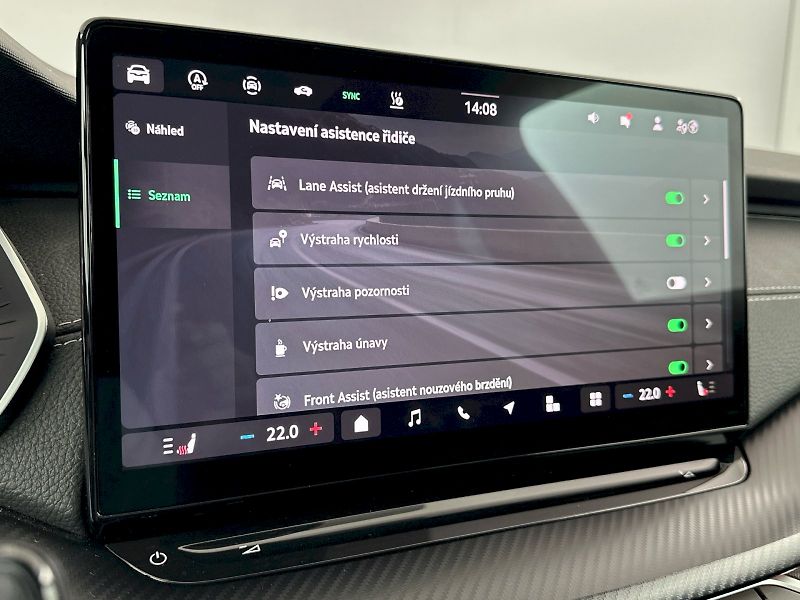 Škoda Octavia (2025) Combi DSG 2.0TSI 150kW 4x4 Spo - fotka 17 z 36
