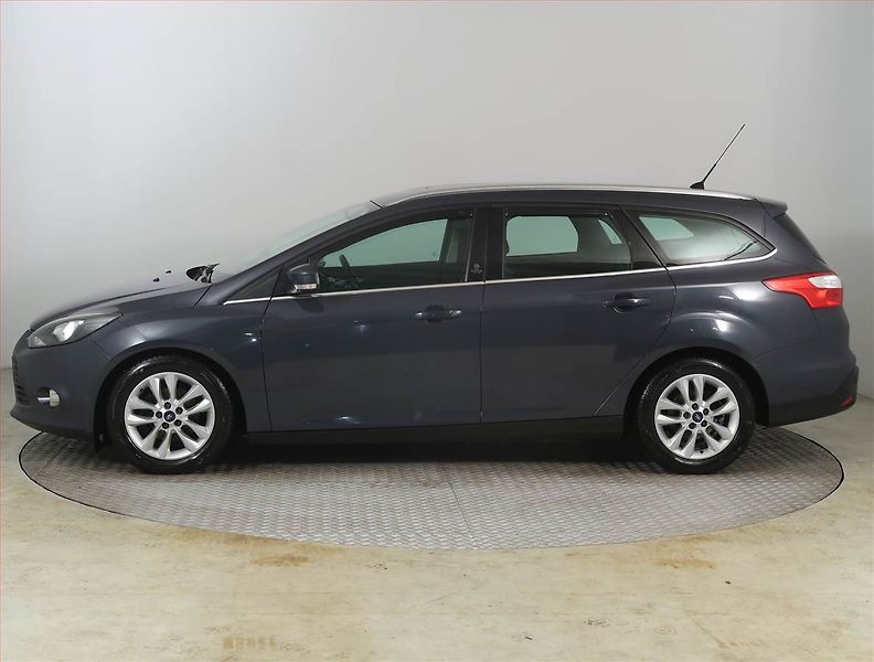 Ford Focus (2012) 1.0 EcoBoost, Serv.kniha - fotka 3 z 19