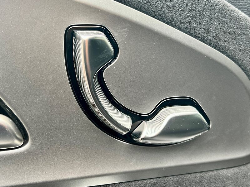 Mercedes-Benz CLA (2025) 250+ EQ Linie AMG Plus - fotka 21 z 27