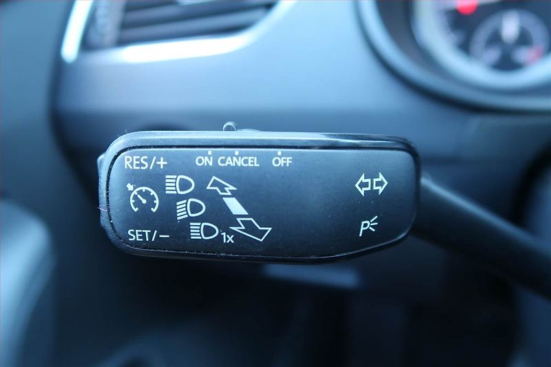Škoda Octavia (2018) 2.0 TDI, Navi, Tempomat - fotka 18 z 21