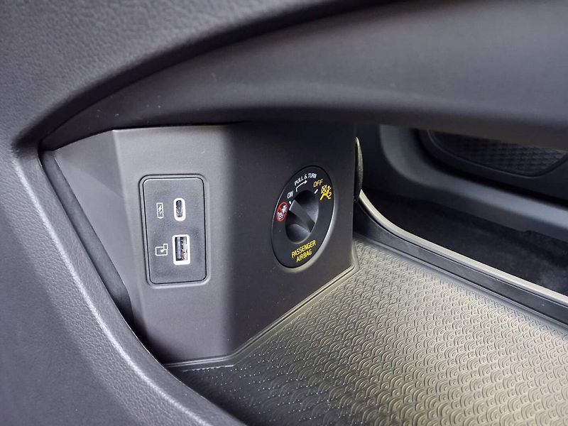 Omoda 5 (2026) Premium 1.5 tGDI HEV - fotka 18 z 26