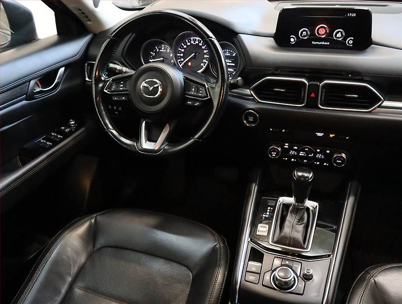 Mazda CX-5 (2018) Revolution 2.5 Skyactiv-G - fotka 7 z 27