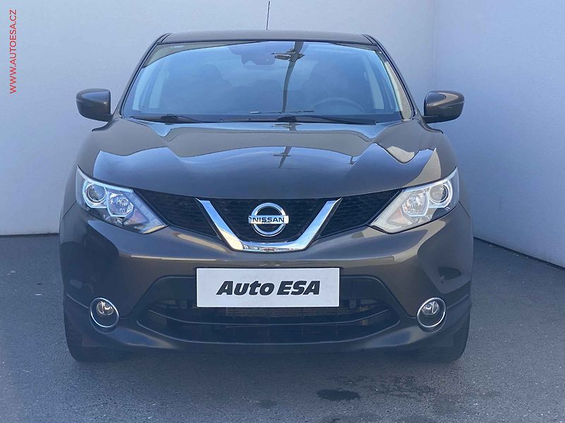 Nissan Qashqai (2017) 1.2 DiG-T, Acenta, navi - fotka 2 z 21