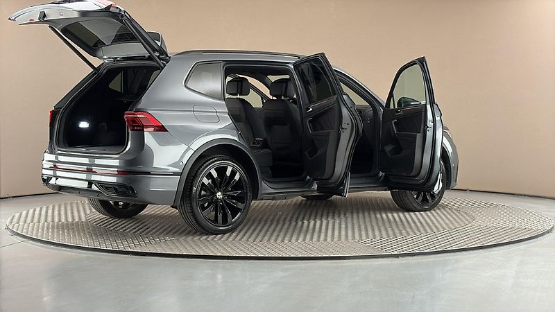 Volkswagen Tiguan Allspace 2.0 TDI DSG 4MOTION R-Line - fotka 6 z 29