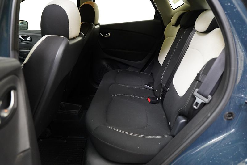Renault Captur - fotka 21 z 23
