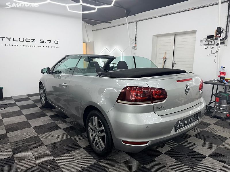 Volkswagen Golf Cabrio 1,4 TSI - fotka 15 z 27