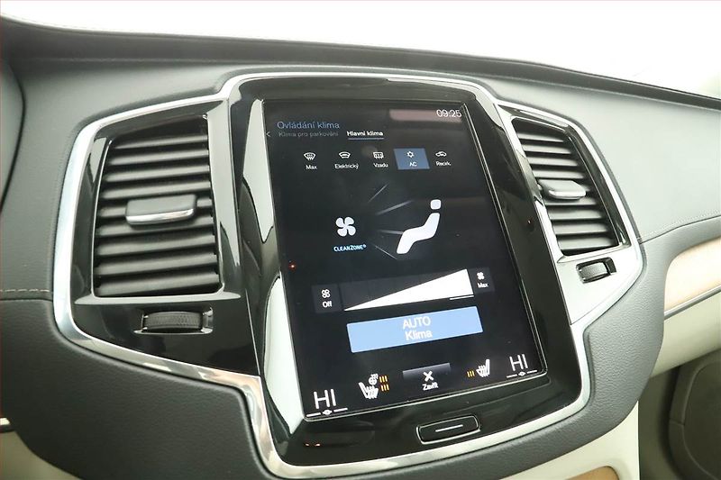 Volvo XC90 (2019) D5 AWD, DPH, Harman/Cardon - fotka 13 z 18