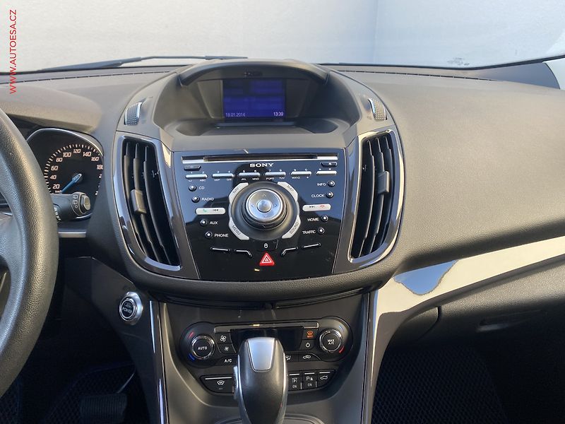 Ford Kuga (2013) 2.0 TDCI 4x4, AT, kůže - fotka 12 z 17
