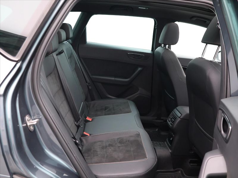 Cupra Ateca 2,0 TSI 221kW 4x4 DSG Panorama - fotka 13 z 32