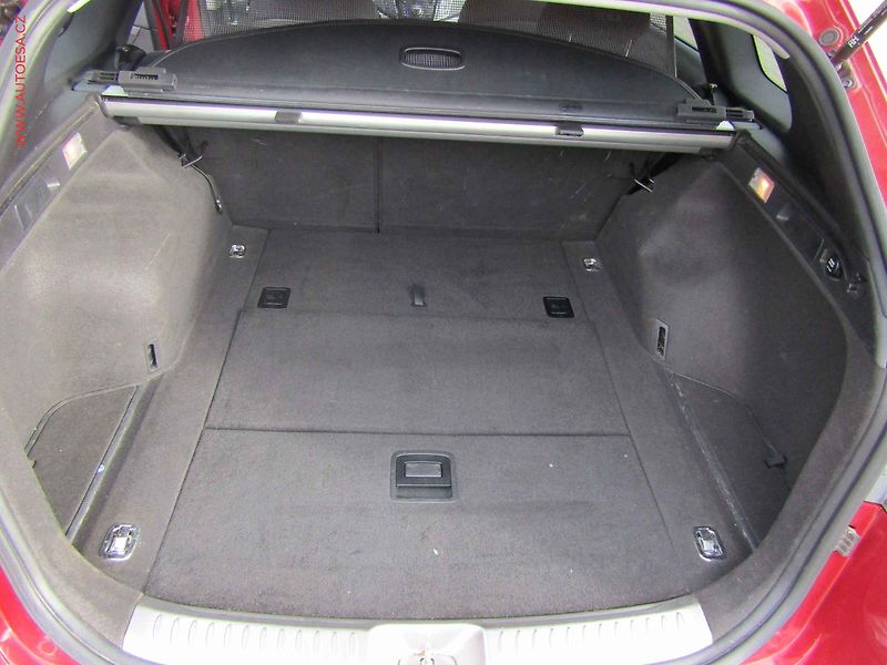Hyundai i40 (2019) 1.6CRDi, 1.maj,ČR, servis - fotka 7 z 22