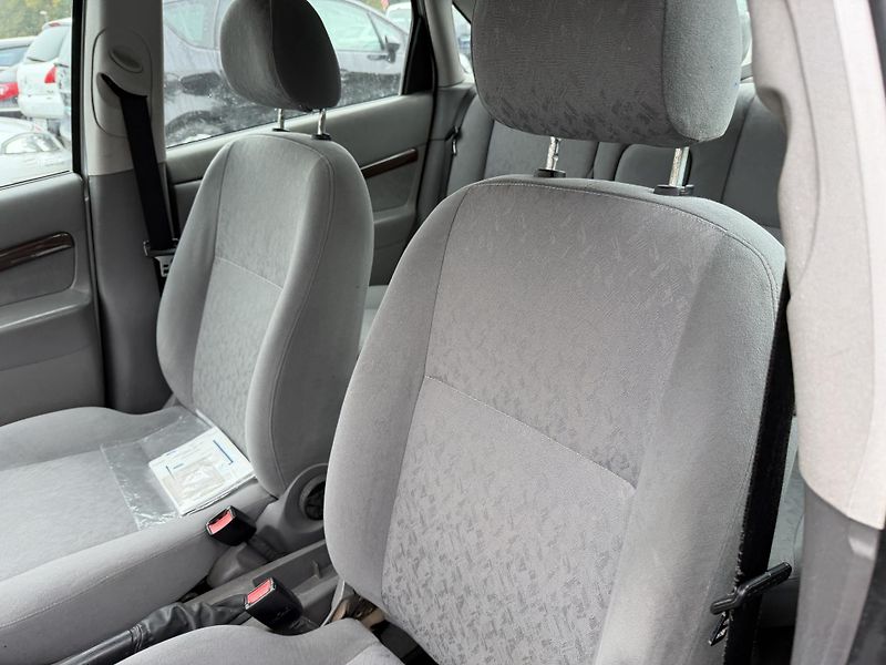 Ford Focus 1.8i - fotka 13 z 20