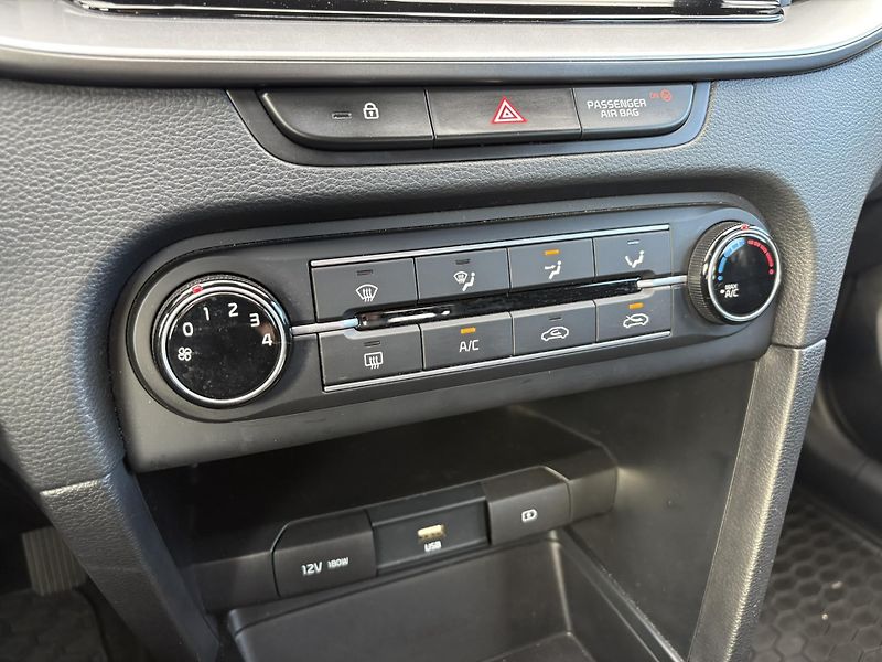 Kia Ceed 1.5 T-GDI 117kW FRESH - fotka 19 z 20