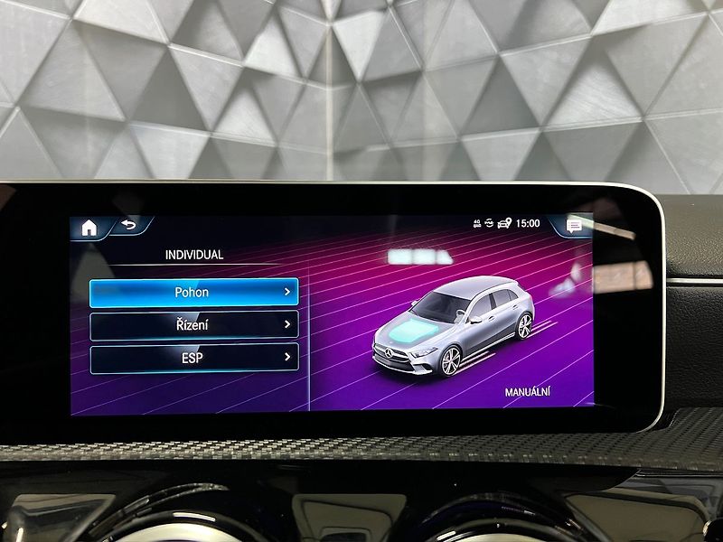 Mercedes-Benz Třídy A 180 CDI 85 KW 7G-DCT STYLE - fotka 17 z 26