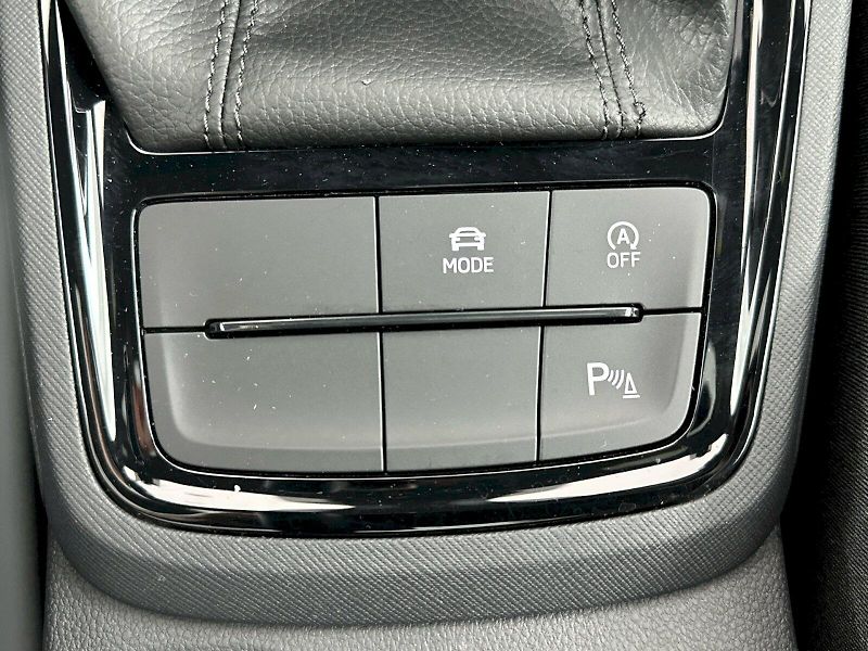 Škoda Kamiq (2025) DSG 1.0TSI 85kW Monte Carlo - fotka 24 z 32