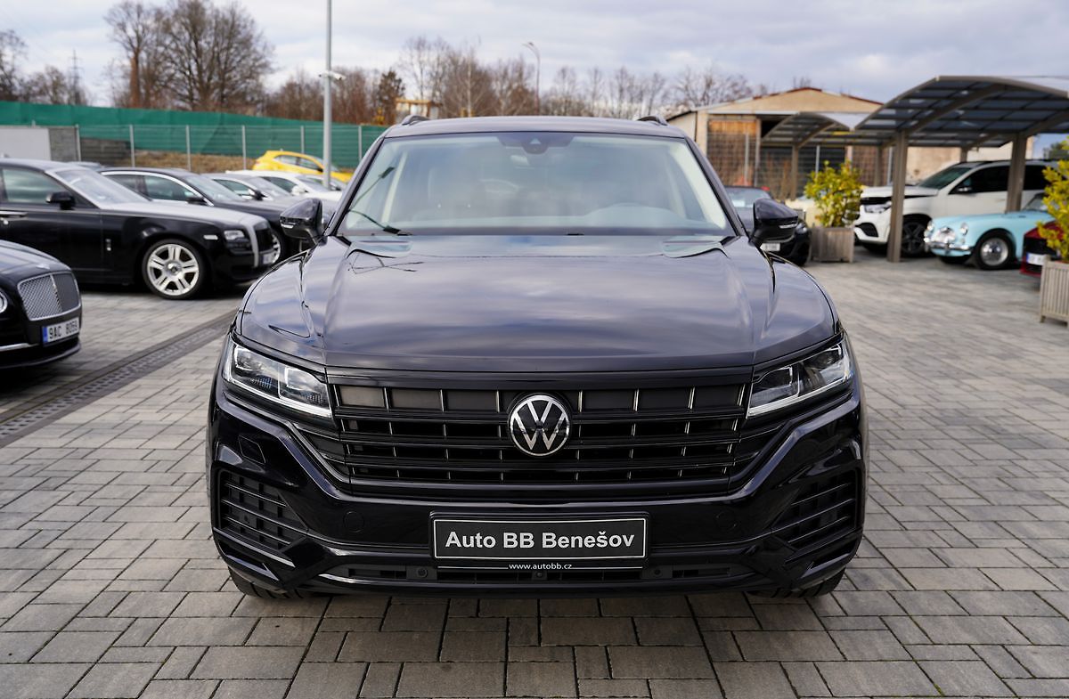 Volkswagen Touareg 3.0 TDI 4M/230PS/Led/kůže/AT