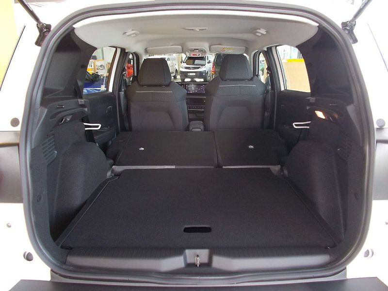 Opel Frontera (2026) Edition Hybrid 1.2 TURBO (81kW - fotka 11 z 28