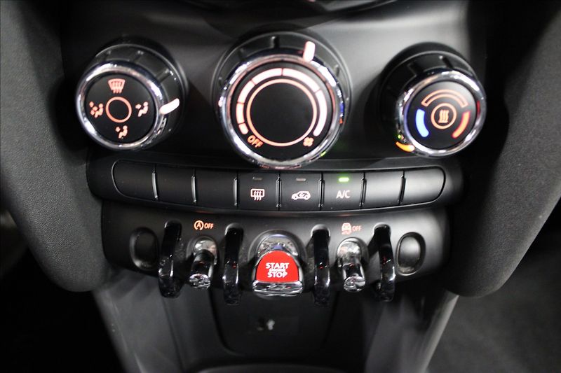 Mini Cooper 1,5 1.majitel CZ - fotka 25 z 37