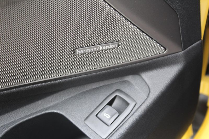 BMW M3 Competition M xDrive Sedan - fotka 19 z 26