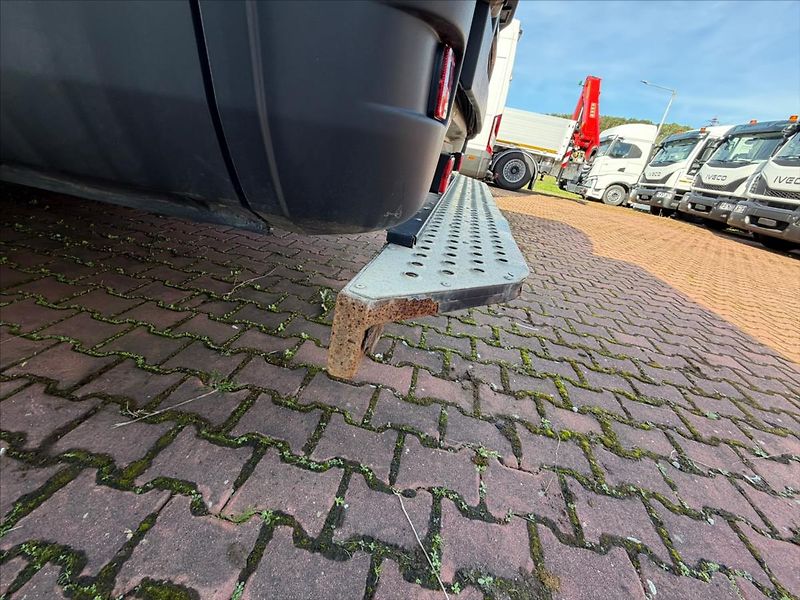 Iveco Daily 3,0 70C18HA8V 18cm3 - fotka 24 z 46