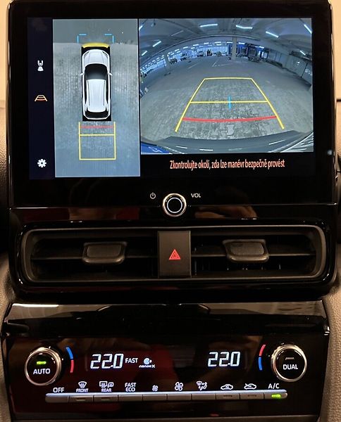 Toyota Yaris Cross 1.5 Hybrid AT GR SPORT VIP - fotka 6 z 20