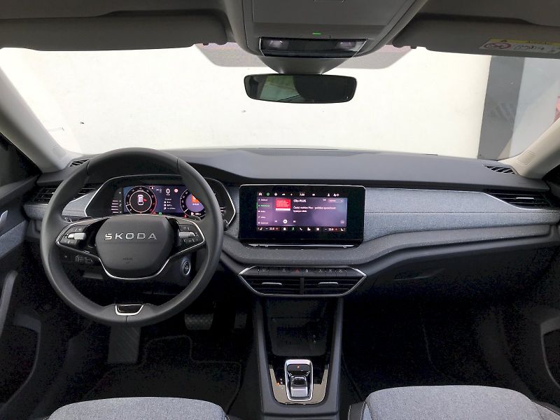 Škoda Octavia (2025) COMBI TOP SELECTION 1,5 TSI M- - fotka 5 z 29