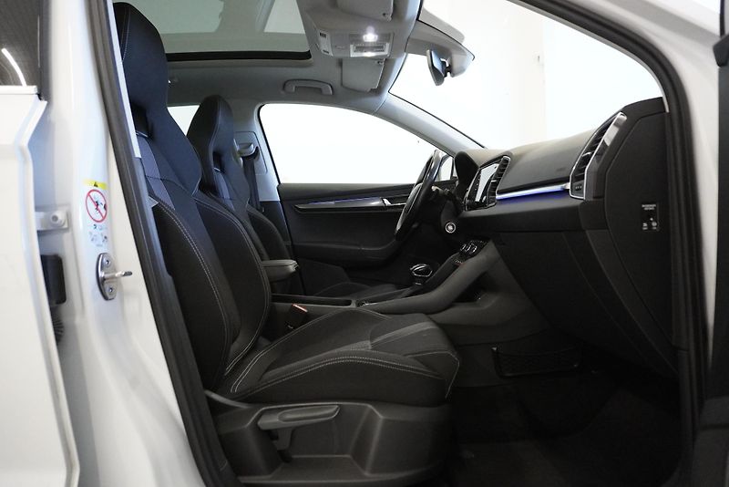 Škoda Karoq (2018) 1.5i 110 kW STYLE AUTOMAT - fotka 30 z 37