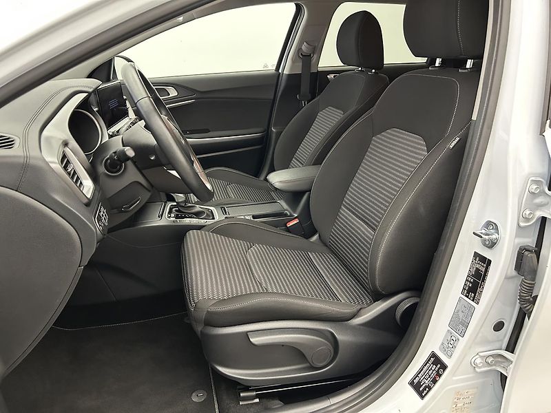 Kia Ceed 1.5 T- GDI TOP - fotka 7 z 23