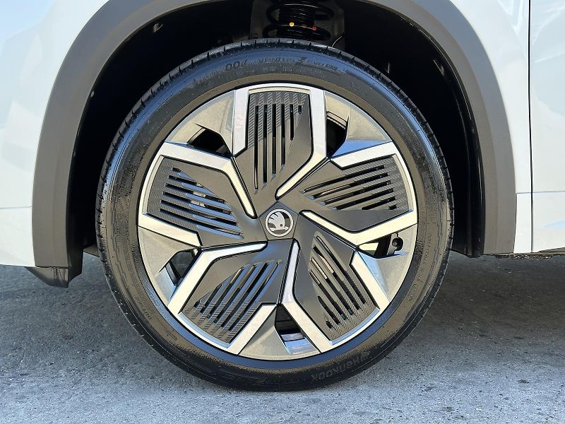 Škoda Kodiaq 2.0TDi 4x4 DSG 193PS Sportline - fotka 10 z 53