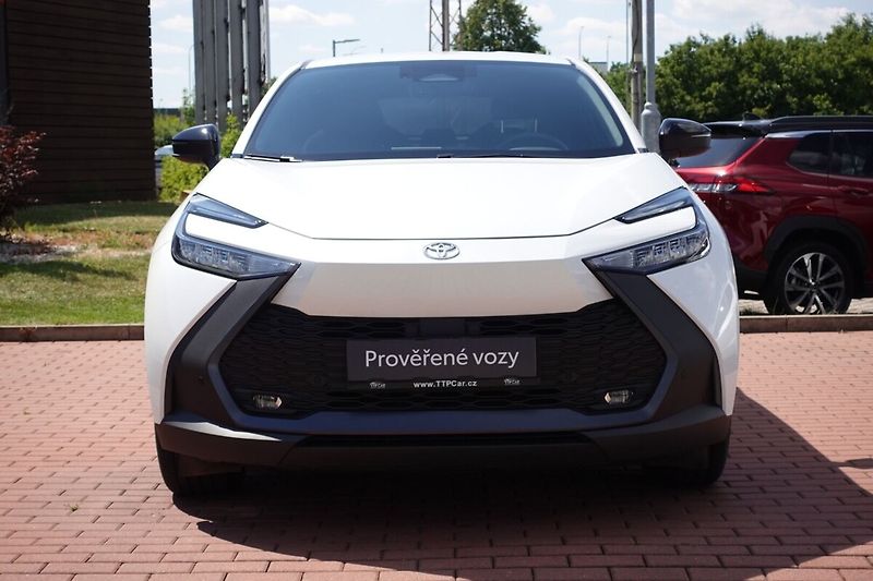 Toyota C-HR 2,0 PHEV Plug-in Style - fotka 2 z 33