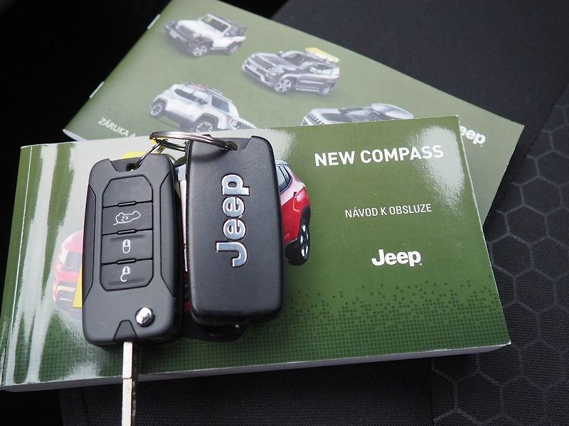 Jeep Compass (2019) 1.4 Limited, ČR - fotka 35 z 40