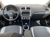 Volkswagen Polo (2014) 1.6 TDi, Life, park.asist - náhled 8