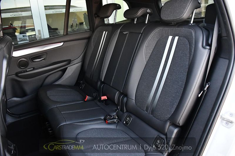BMW Řada 2 216d GRAND TOURER M-SPORT 7MÍS - fotka 18 z 42