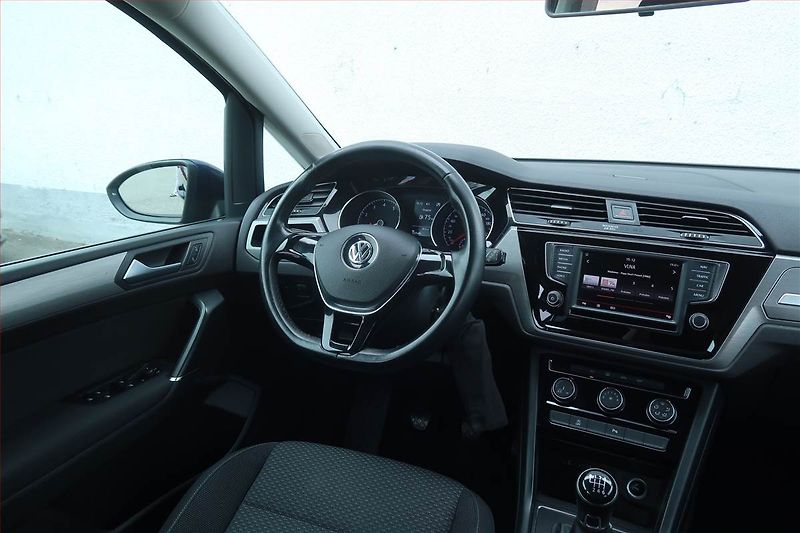 Volkswagen Touran (2015) 1.2 TSI, Serv.kniha, Tempomat - fotka 7 z 21