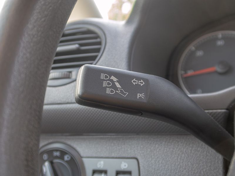 Volkswagen Caddy (2008) ČR 1.9TDI 55KW – PO ROZVODECH - fotka 14 z 36